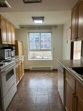 43 Taunton Rd E in Oshawa, ON - Building Photo - Building Photo