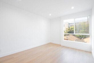 1616 N Serrano Ave in Los Angeles, CA - Building Photo - Building Photo