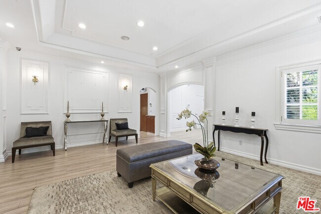 4305 Coquette Pl in Los Angeles, CA - Building Photo - Building Photo