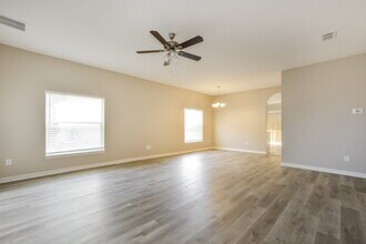 440 Casa Marina Pl in Sanford, FL - Foto de edificio - Building Photo