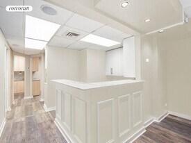 185 E 85th St in New York, NY - Building Photo