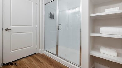 11122 Hambright Jct Dr, Unit G201 in Huntersville, NC - Building Photo - Building Photo