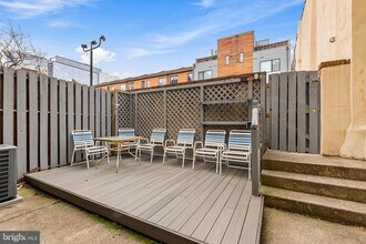 228 N 22nd St in Philadelphia, PA - Building Photo - Building Photo