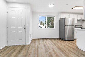 Reedville Meadows - A Friendly Community of 1, 2, and 3 Bedroom Apartments in Aloha, OR - Building Photo - Building Photo