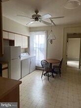 117 E Biddle St in West Chester, PA - Foto de edificio - Building Photo