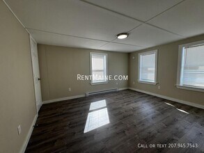 7 Bennett Ave, Unit 1 in Skowhegan, ME - Building Photo - Building Photo