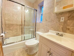 147 Bay 40th St in Brooklyn, NY - Building Photo - Building Photo