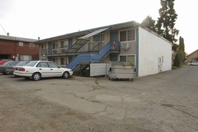 1115 Mckinley Ave in Yakima, WA - Building Photo - Building Photo