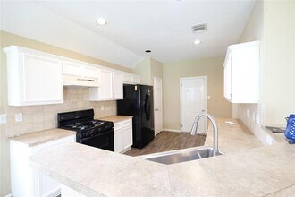 2714 Cliffdale St in Houston, TX - Building Photo - Building Photo