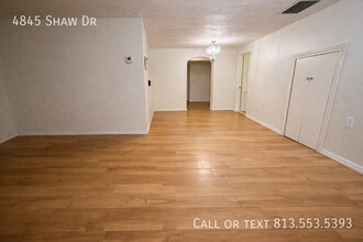 4845 Shaw Dr in Zephyrhills, FL - Building Photo - Building Photo