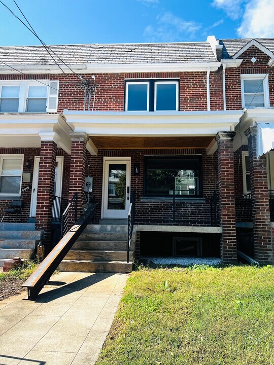 5612 2nd Pl NW in Washington, DC - Foto de edificio