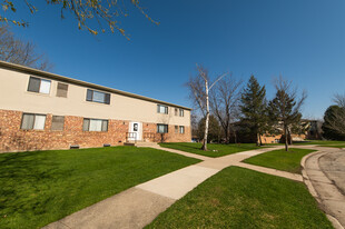 851-861 Evergreen Dr Apartments