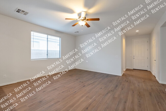 1278 W Stephanie Ln in San Tan Valley, AZ - Foto de edificio - Building Photo