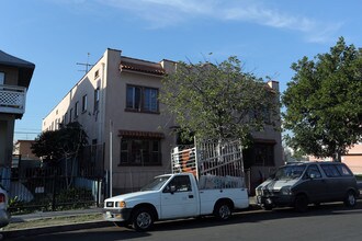 1801 S Bonnie Brae St in Los Angeles, CA - Building Photo - Building Photo