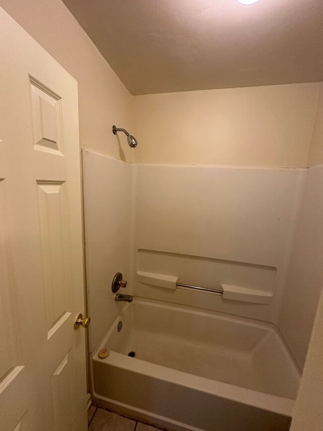 2941 Churchwell Dr in Horn Lake, MS - Building Photo - Building Photo