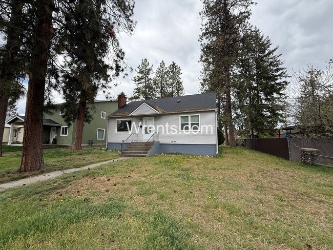 property at 1317 E 38th Ave