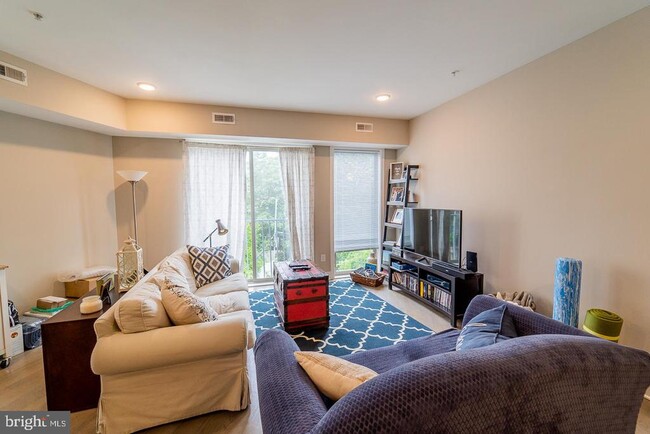 1607 Catharine St in Philadelphia, PA - Building Photo - Building Photo