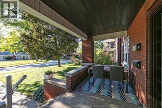 1596 Victoria in Windsor, ON - Building Photo - Building Photo