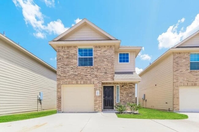 property at 2602 Camrola Wy