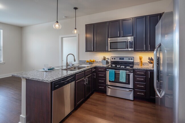The Luxe at Indian Lake Village in Hendersonville, TN - Foto de edificio - Interior Photo