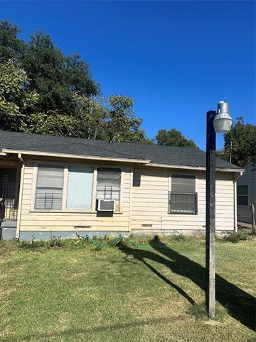 3203 Bertrand Ave in Dallas, TX - Building Photo - Building Photo