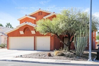 1013 Companion Way in Henderson, NV - Building Photo - Building Photo