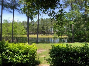 554 Camellia Ct in Freeport, FL - Building Photo - Building Photo