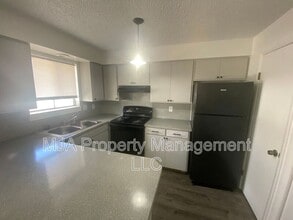 1428 W 300 N in Clearfield, UT - Building Photo - Building Photo