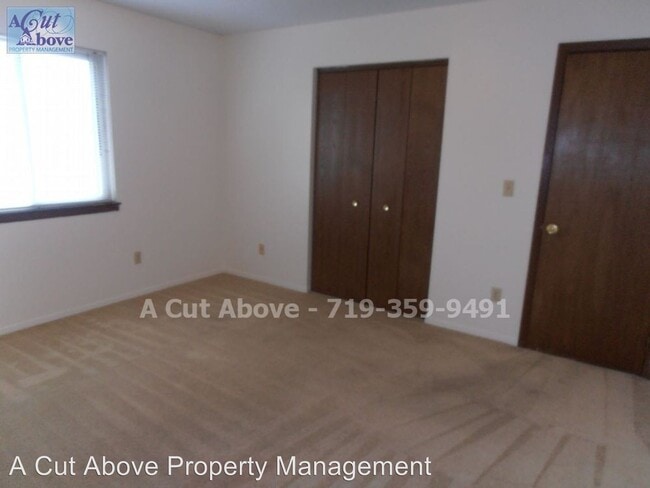 1085 Chiricahua Loop in Colorado Springs, CO - Building Photo - Building Photo