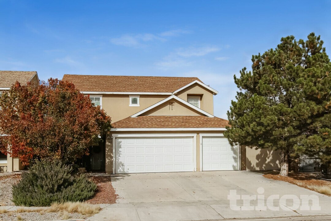 1108 Reynosa Loop SE in Rio Rancho, NM - Foto de edificio