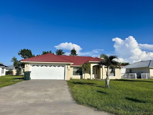 328 W Sugarland Cir