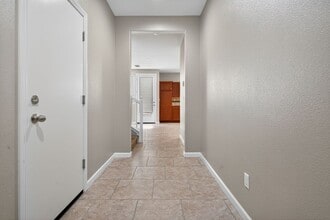 3751 Amity Ln in Clovis, CA - Building Photo - Building Photo