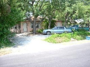 2251 19th St in Sarasota, FL - Building Photo - Building Photo