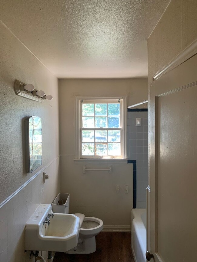 5617 Virginia Ave in Shreveport, LA - Building Photo - Building Photo