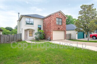 9426 Bending Crest in San Antonio, TX - Building Photo - Building Photo