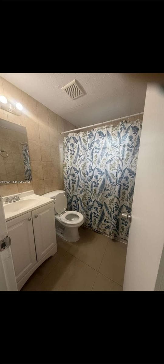 1987 NW 155th St in Opa Locka, FL - Building Photo - Building Photo