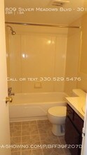 809 Silver Meadows Blvd-Unit -301 in Kent, OH - Building Photo - Building Photo