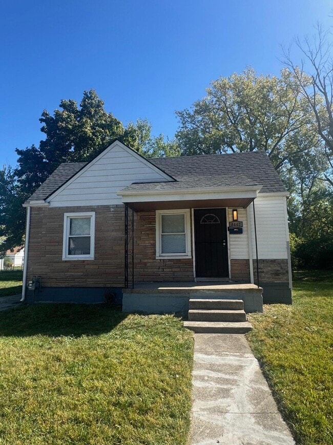 property at 8442 Auburn St