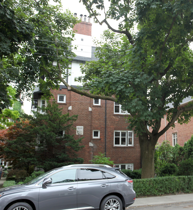 315 Lonsdale Rd in Toronto, ON - Building Photo - Primary Photo