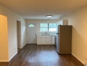 405 Westcliff Cir in Warner Robins, GA - Building Photo - Building Photo