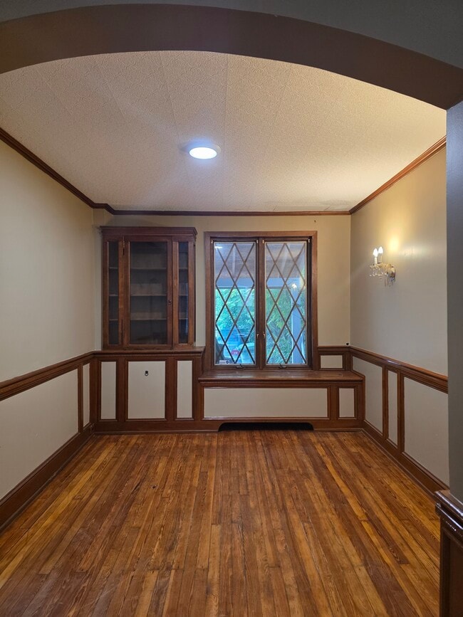 property at 4002 Belwood Ave