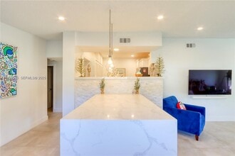 10478 SW 75th Ln in Miami, FL - Building Photo - Building Photo