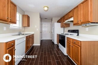 4235 Candle Brook Ln in Bessemer, AL - Building Photo - Building Photo