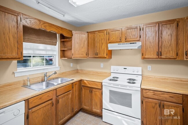 8564 Garden Cir in Fairhope, AL - Building Photo - Building Photo