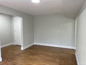 700 Chalfonte Pl in Cincinnati, OH - Building Photo - Building Photo