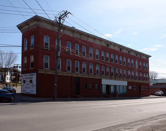 540-542 Factory St in Watertown, NY - Building Photo - Building Photo