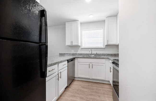 Artwalk Bucktown in Metairie, LA - Building Photo - Building Photo