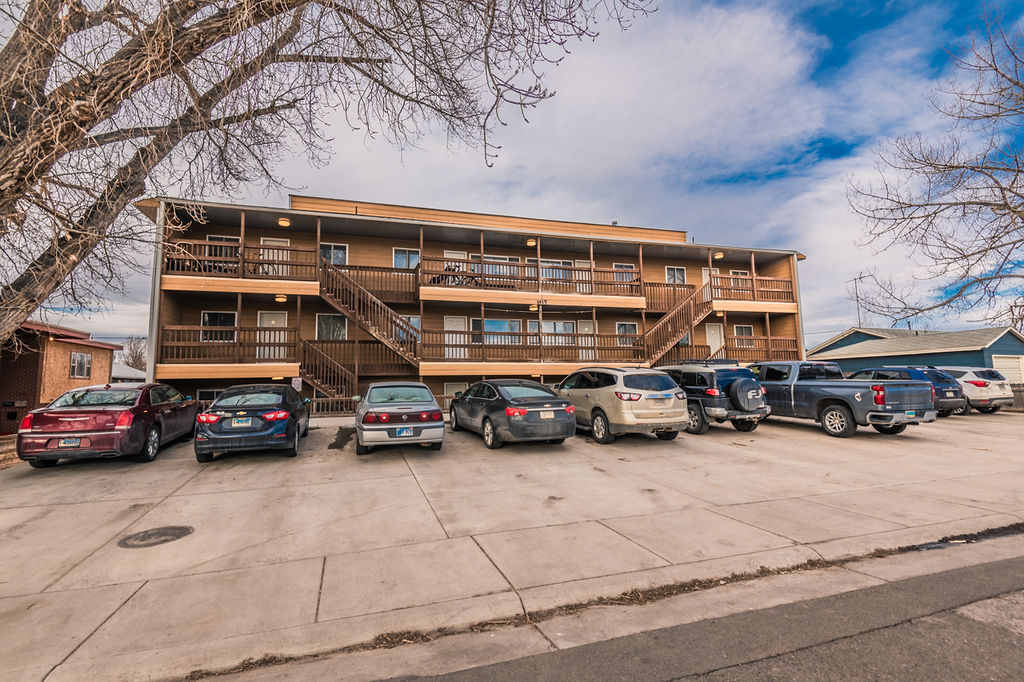 1415 E Gibbon St in Laramie, WY - Building Photo