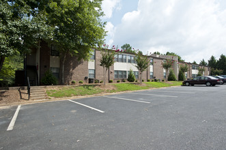 Dallas Manor Apartments in Dallas, GA - Building Photo - Building Photo