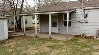 505 SE 34th St in Topeka, KS - Building Photo - Building Photo